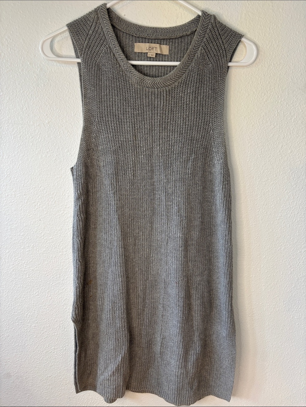 LOFT Gray Ribbed Knit Sleeveless Dress
